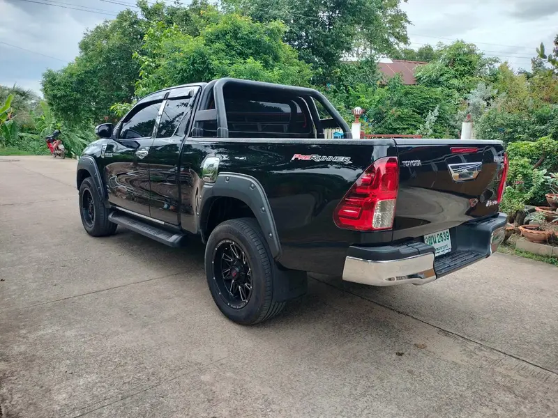 Toyota Hilux Revo 2017