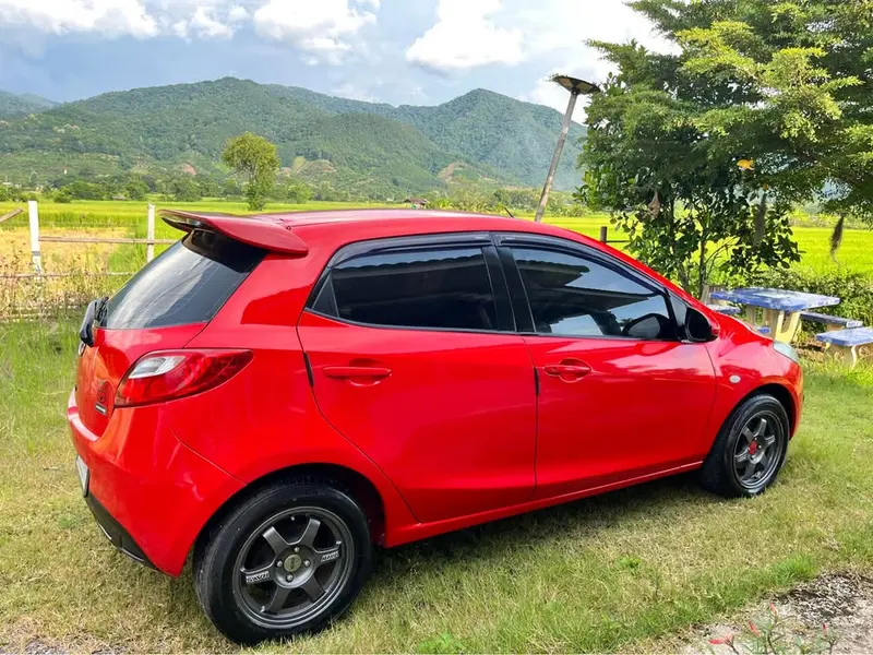 Mazda 2 2010